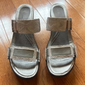 Naot Women’s Treasure Wedge Sandal, size EU 42